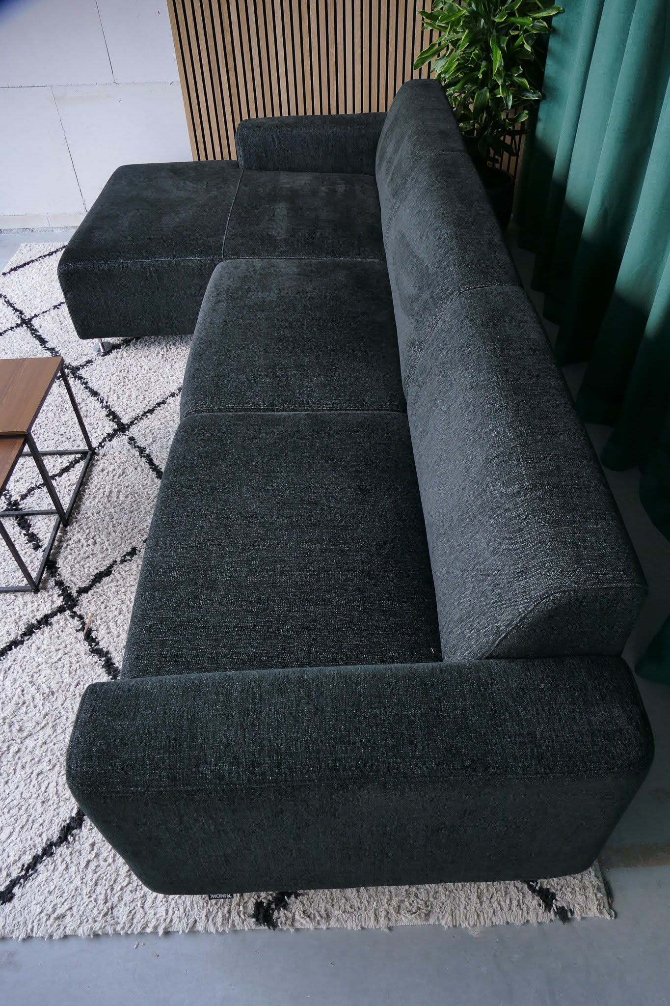 Montel Chaise Longue Zwart Gemeleerd