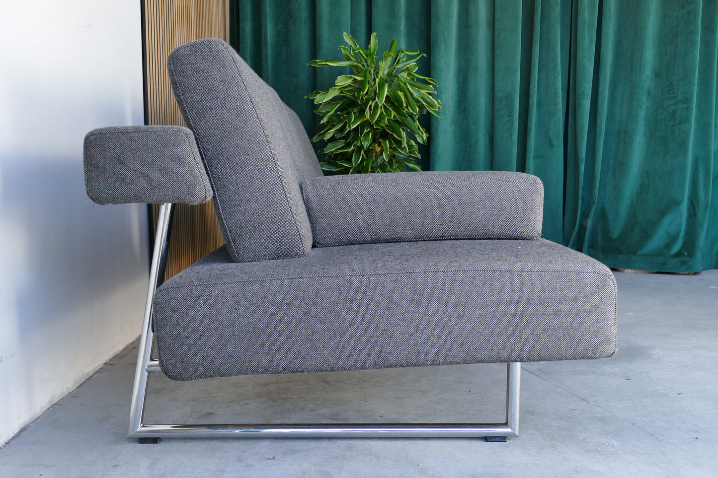 Cloak Sun Design Bank