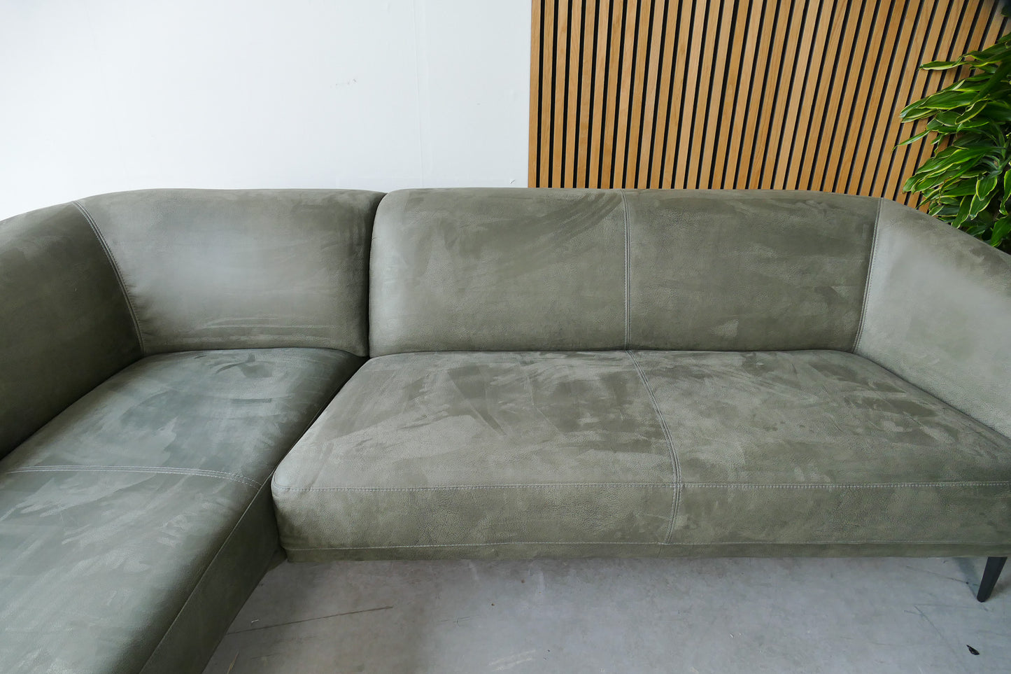 Refurbished Hoekbank XOOON Organisch Mosgroen
