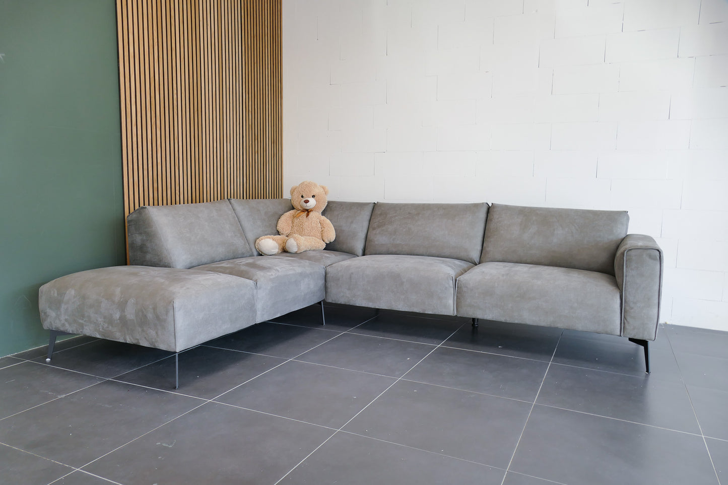 Refurbised Hoekbank Inhouse Cantari