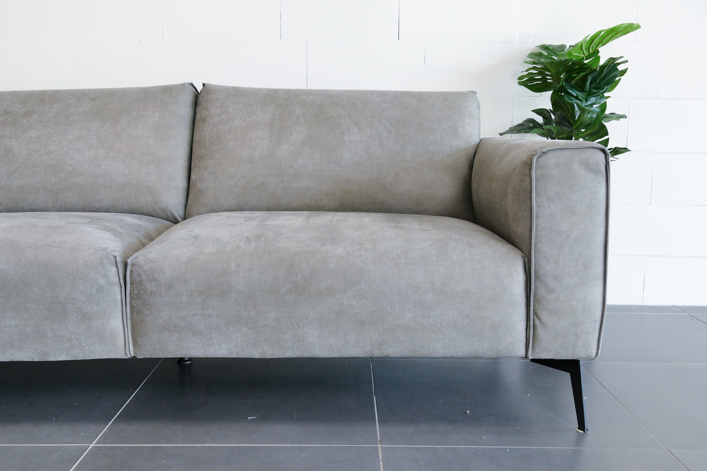 Refurbised Hoekbank Inhouse Cantari