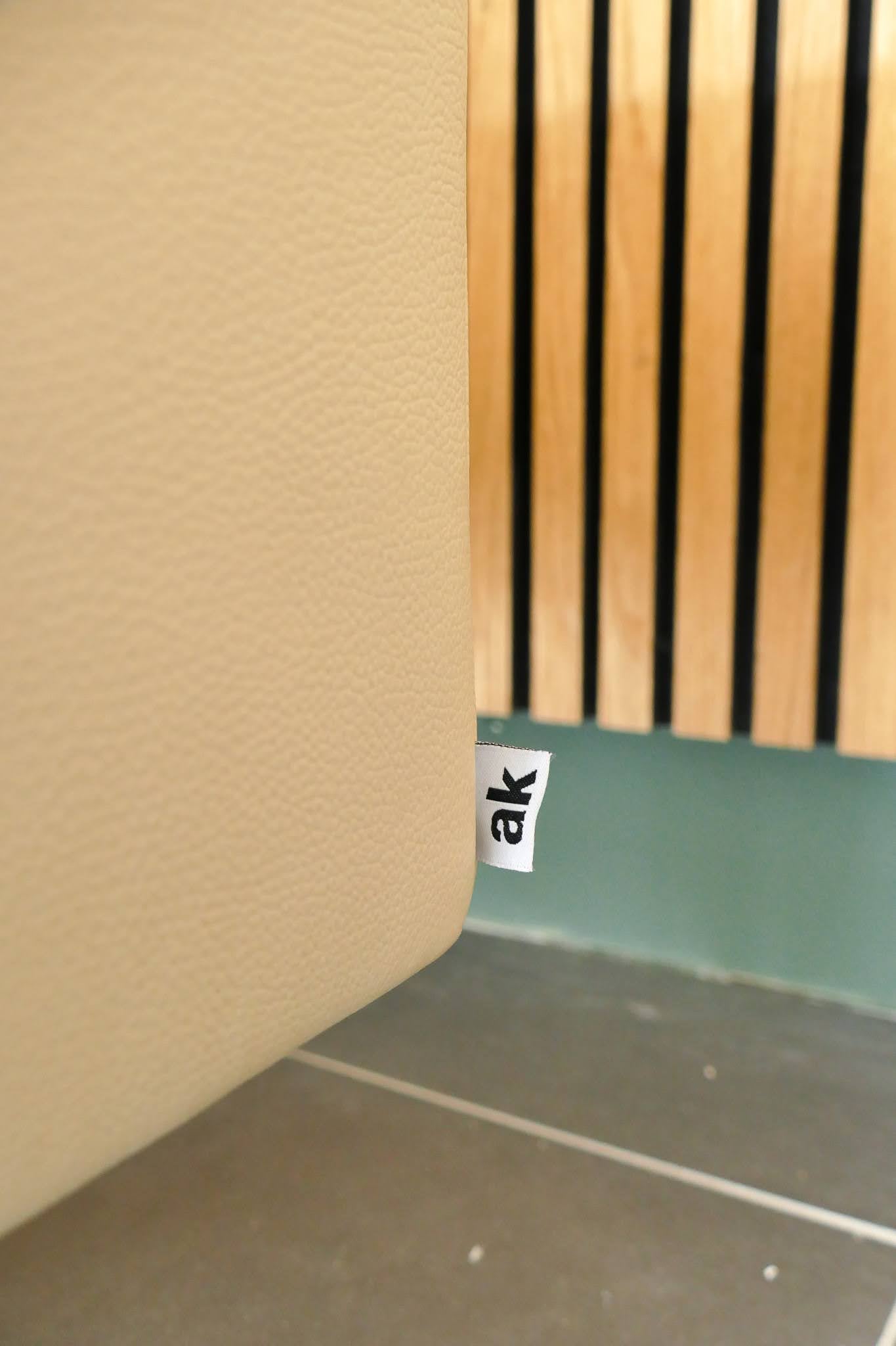 Refurbished Rolf Benz AK 644