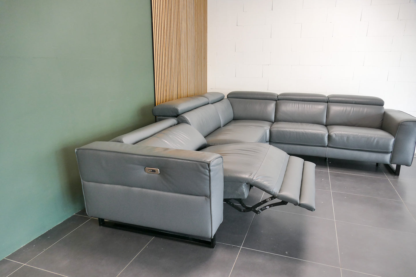 Refurbished Hoekbank Fanti Elektrisch Verstelbaar Leer