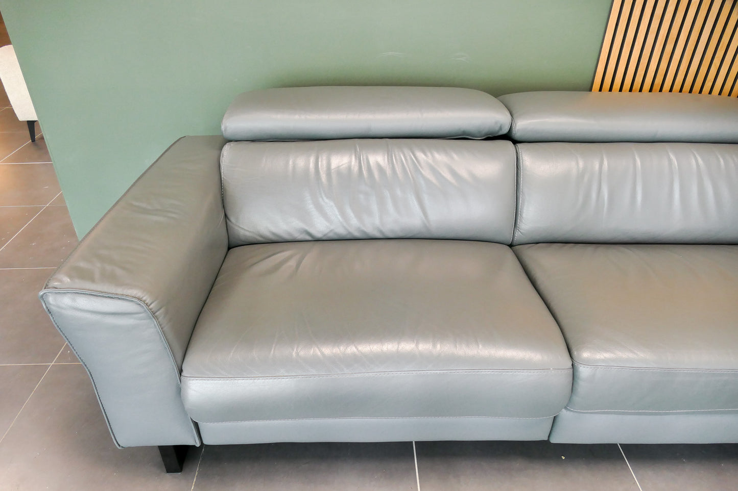 Refurbished Hoekbank Fanti Elektrisch Verstelbaar Leer
