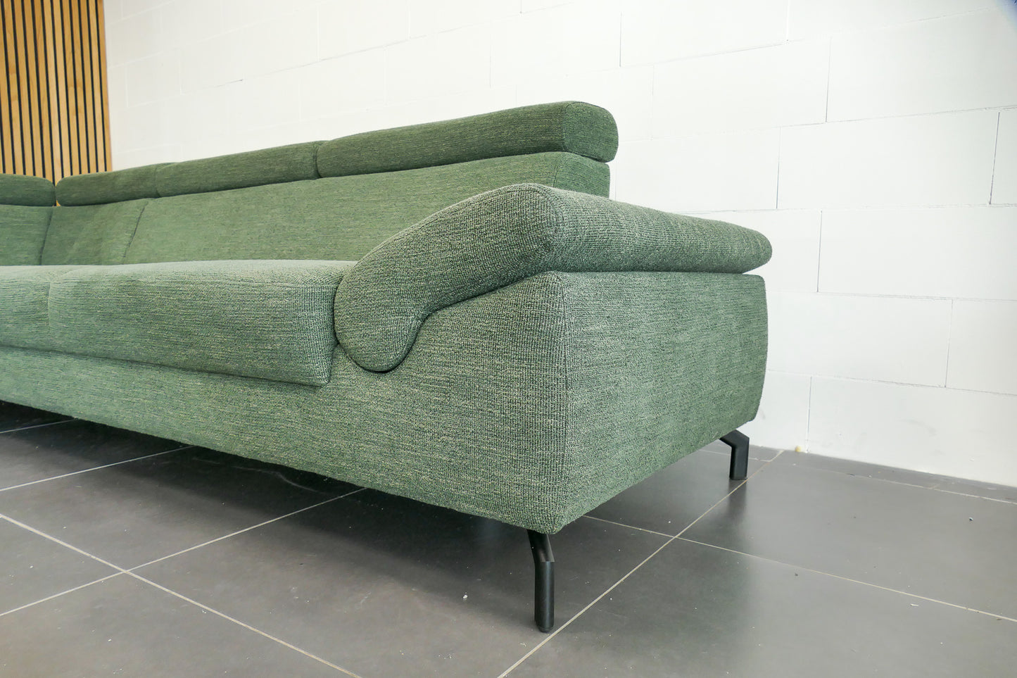 Refurbished Hoekbank Montèl Chicago Leaf Forest Green