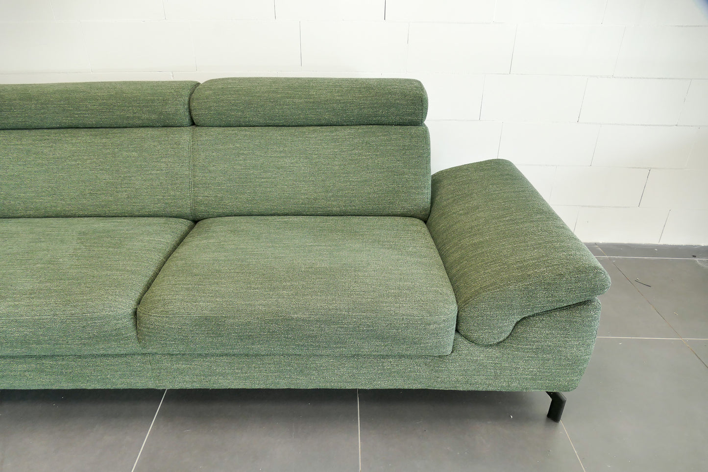 Refurbished Hoekbank Montèl Chicago Leaf Forest Green
