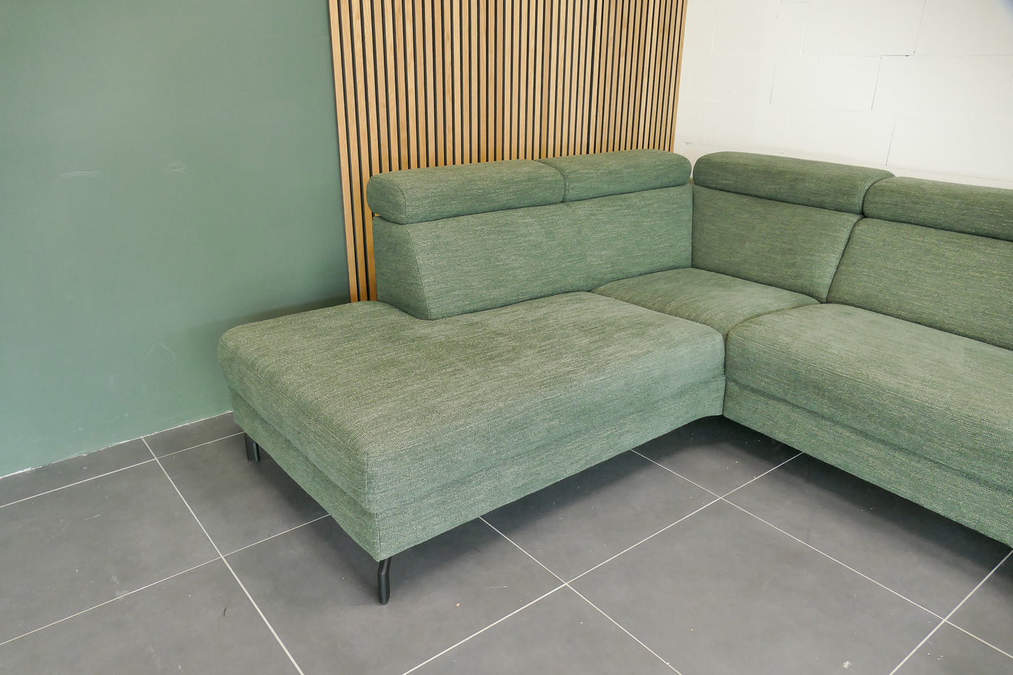 Refurbished Hoekbank Montèl Chicago Leaf Forest Green