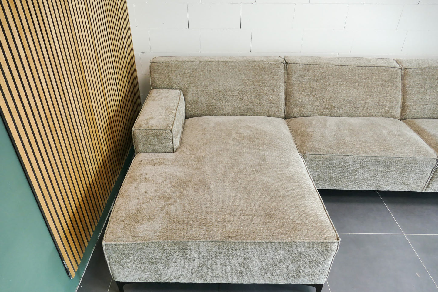 Refurbished Haco Hoekbank Puck Taupe