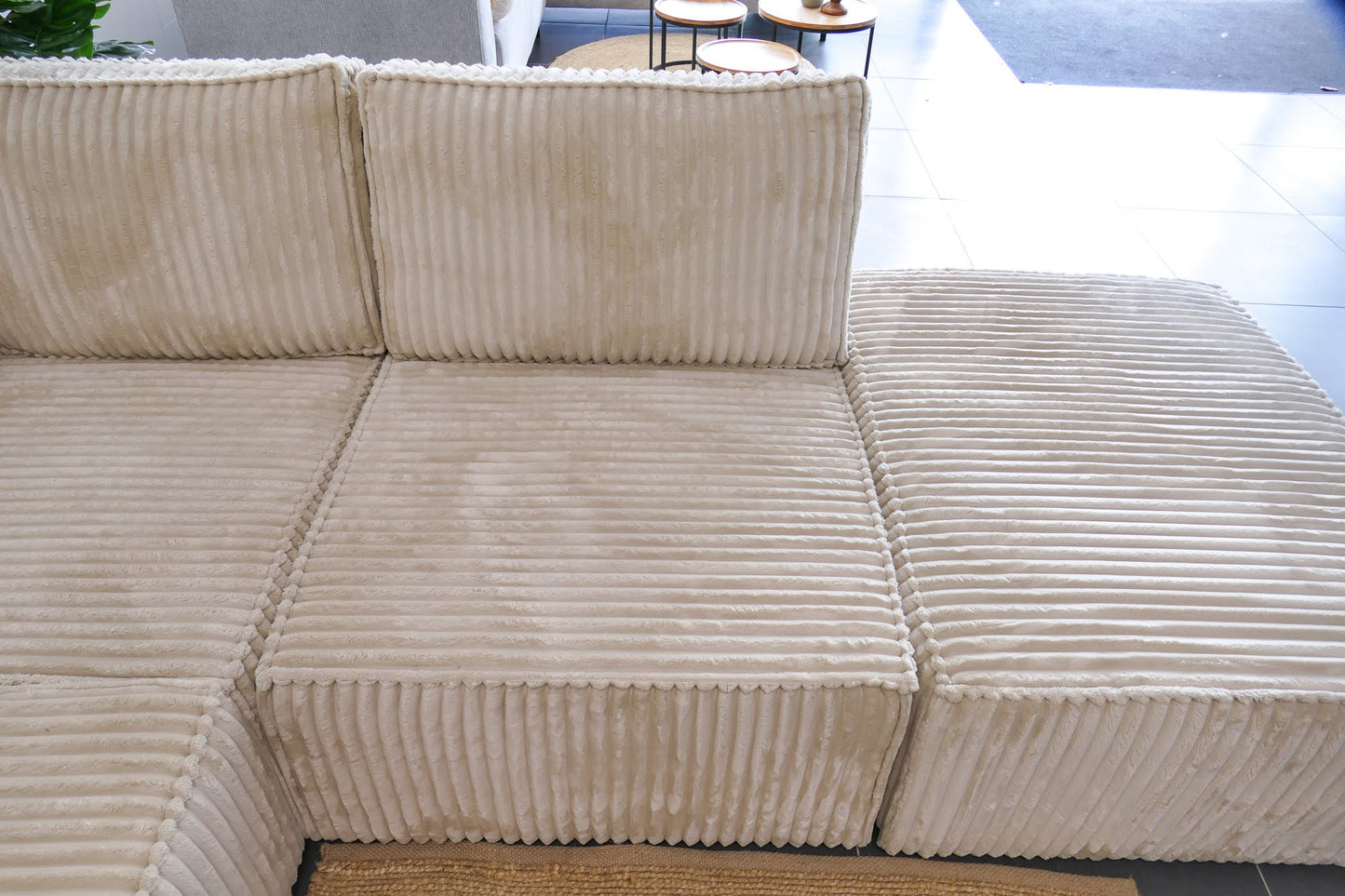 Refurbished Ribstof U-bank Beige