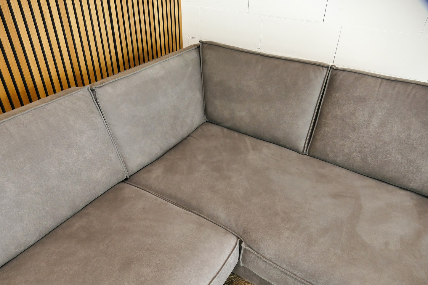 Refurbished Hoekbank Profijtmeubel Bruin Tadley