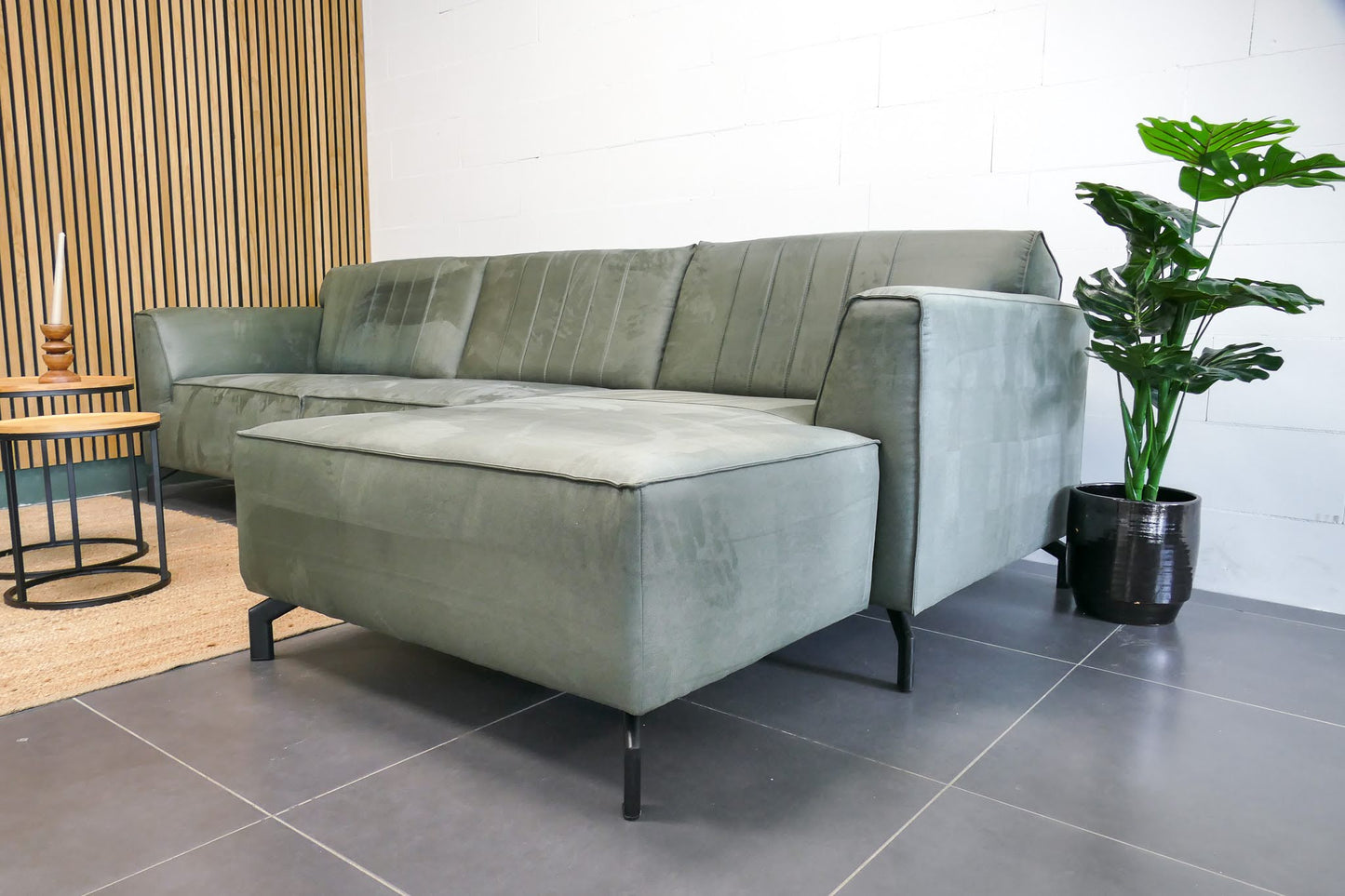Refurbished Henders & Hazel Novara Groen