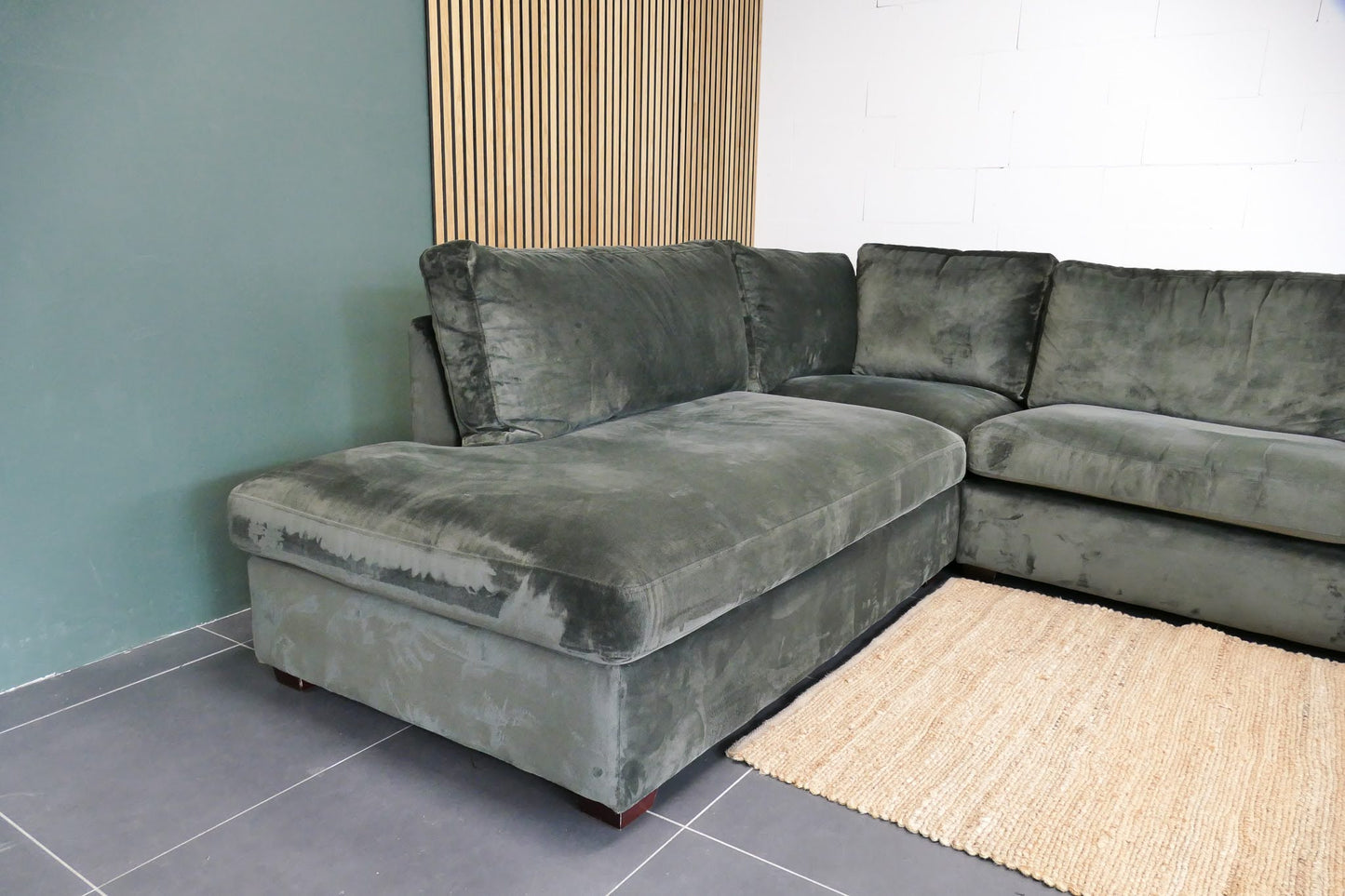 Refurbished Hoekbank Velvet Groen met Losse kussens