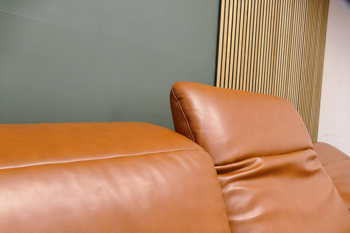 Refurbished Prominent Chaise Longue Cognac Leer Elektrisch verstelbaar