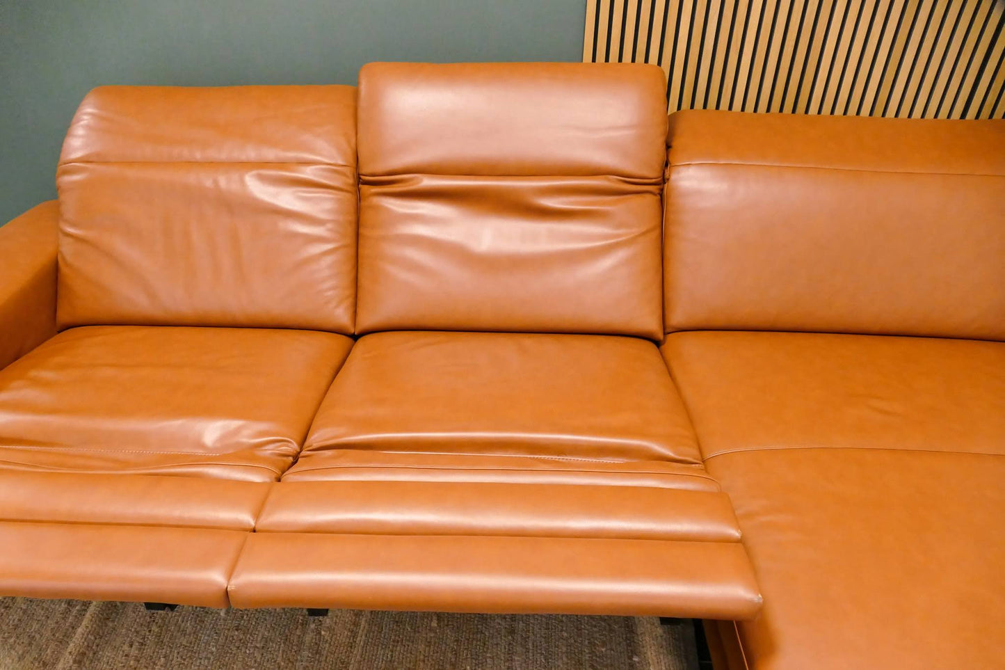 Refurbished Prominent Chaise Longue Cognac Leer Elektrisch verstelbaar