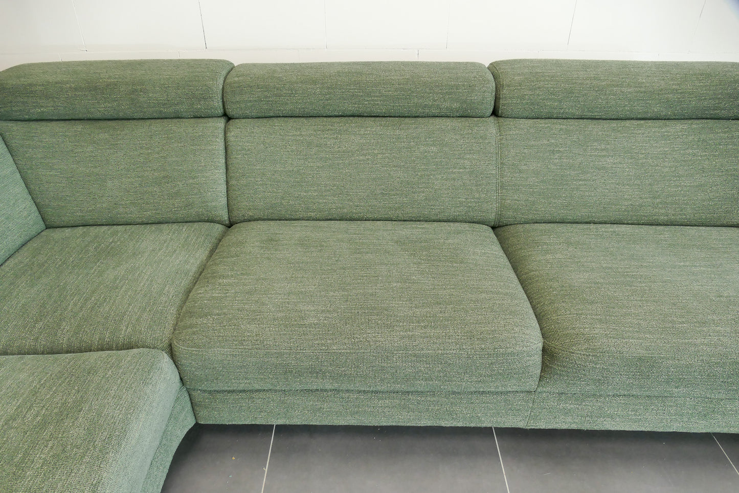 Refurbished Hoekbank Montèl Chicago Leaf Forest Green