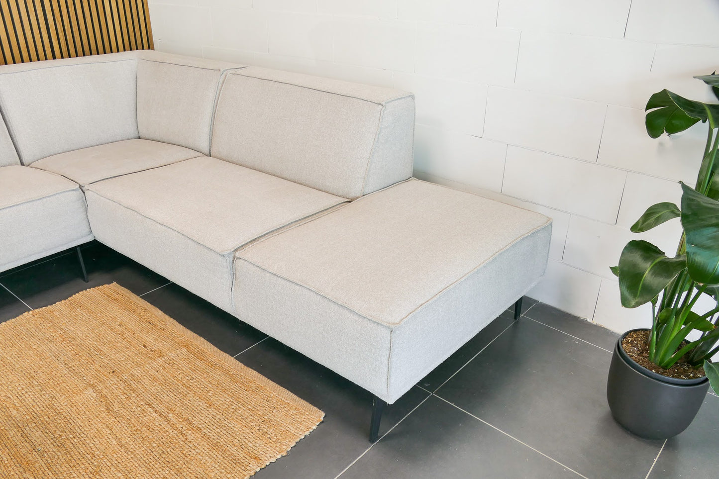Refurbished Hoekbank Cartel Living Nomad Beige