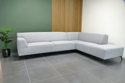 Refurbished Inhouse Hoekbank Lorani