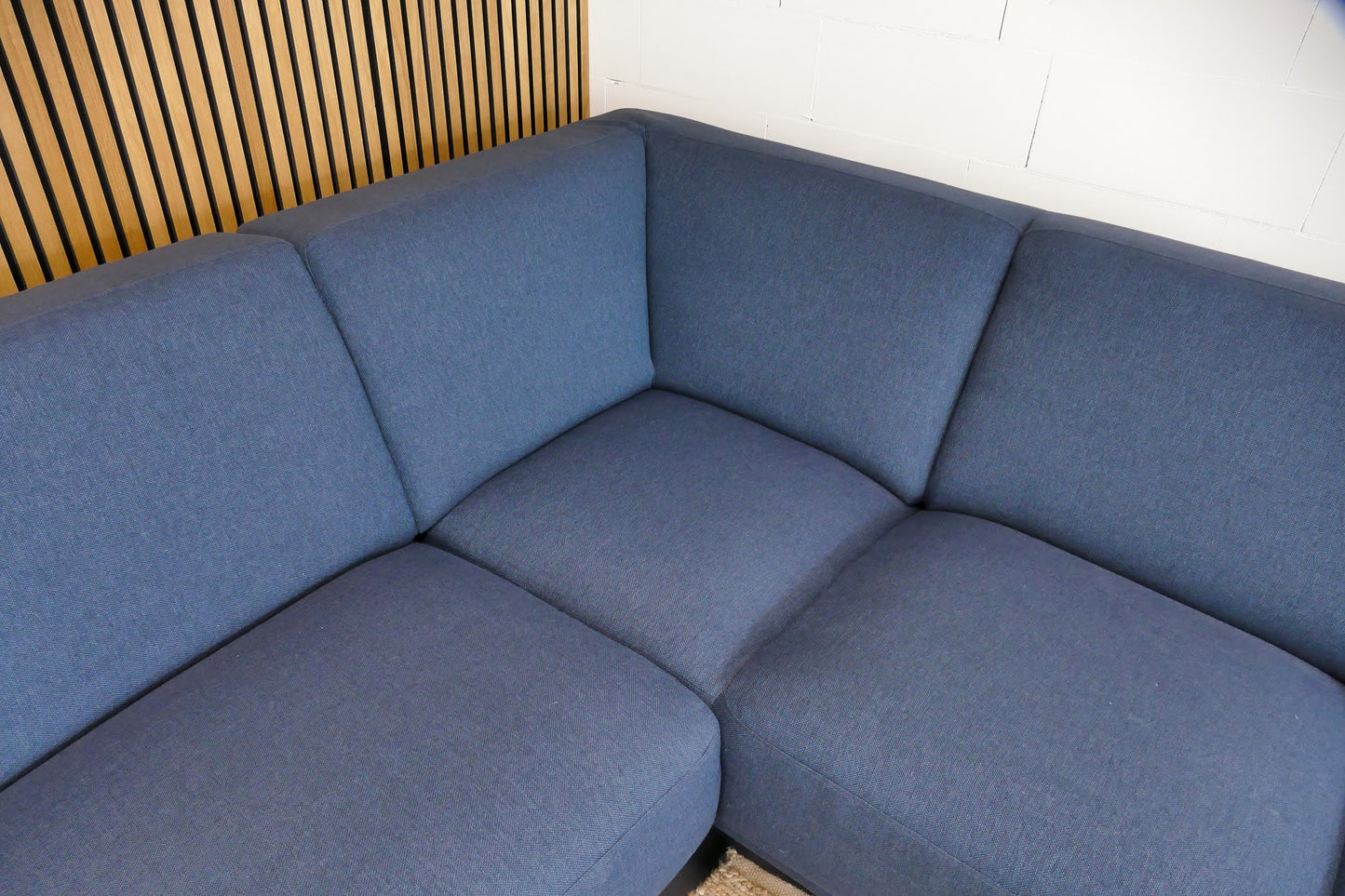 Refurbished Montel Hoekbank Viano Blauw