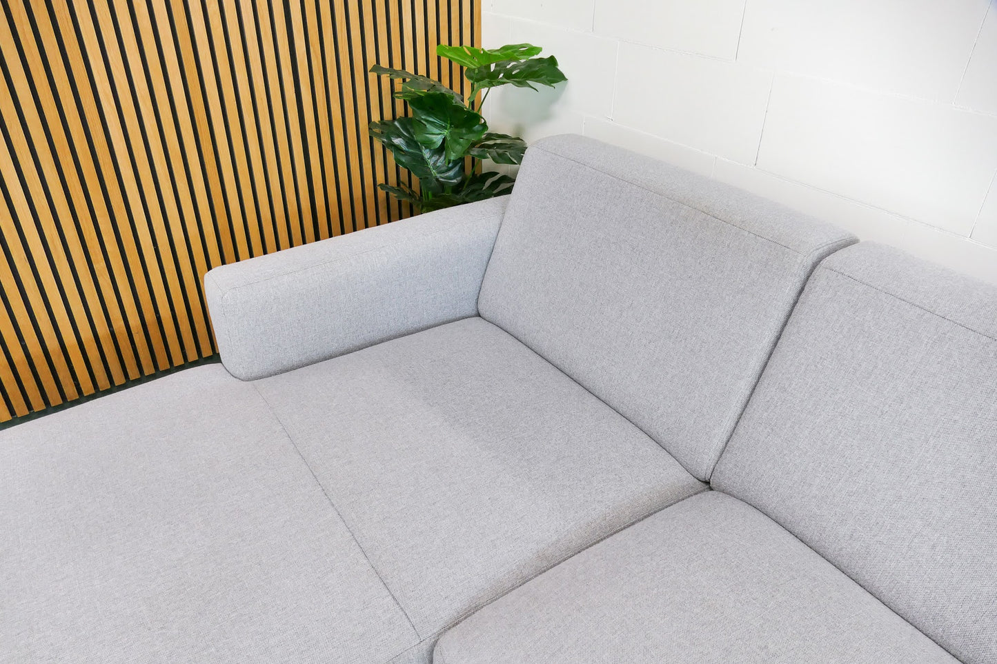 Refurbished Goossens Dallas lichtgrijs Kleine Chaise longue