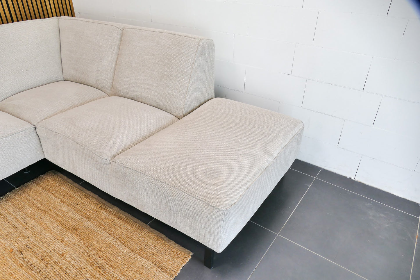 Refurbished Hoekbank Georgia Beige