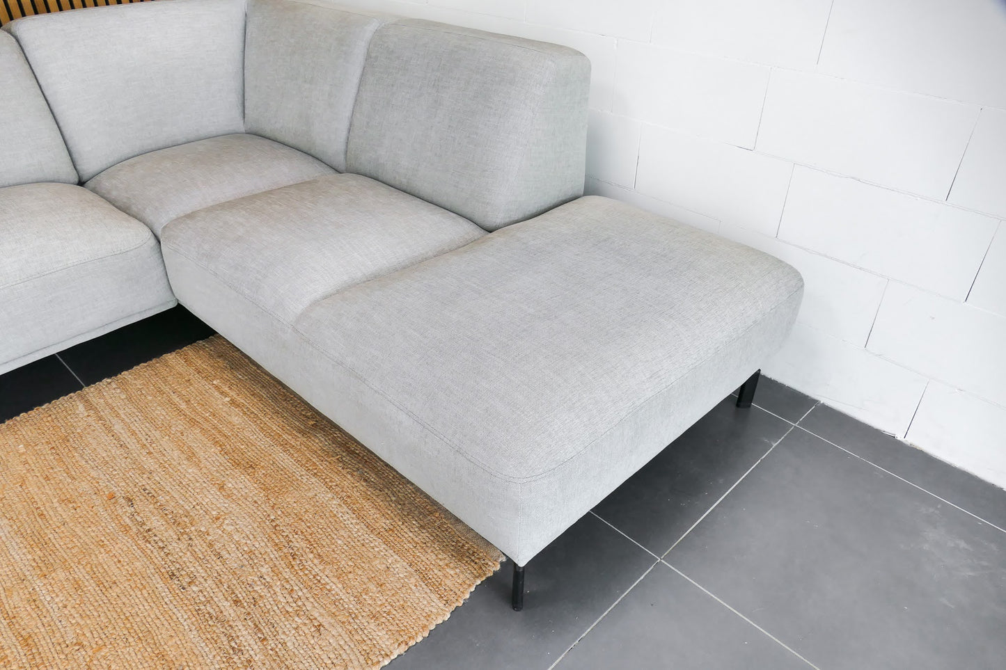 Refurbished Montel Hoekbank Marvel zilver grijs