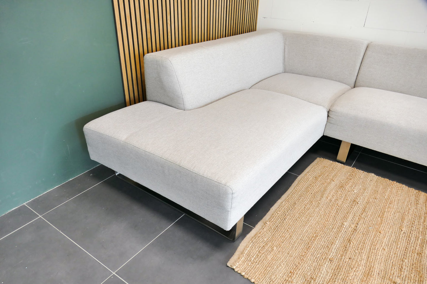 Refurbished Goossens Hoekbank Beige