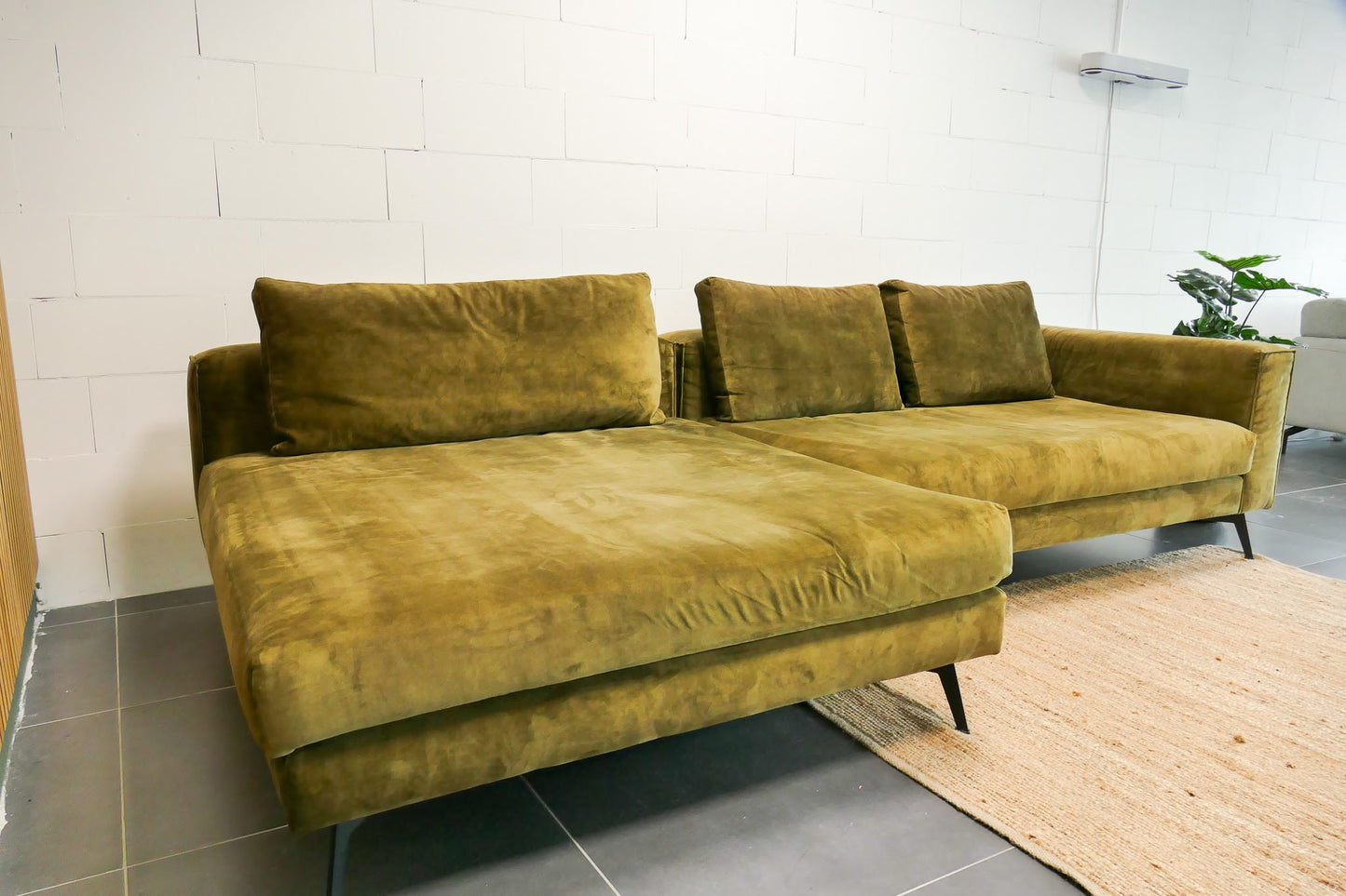 Refurbished DYYK Loungebank Olijfgroen