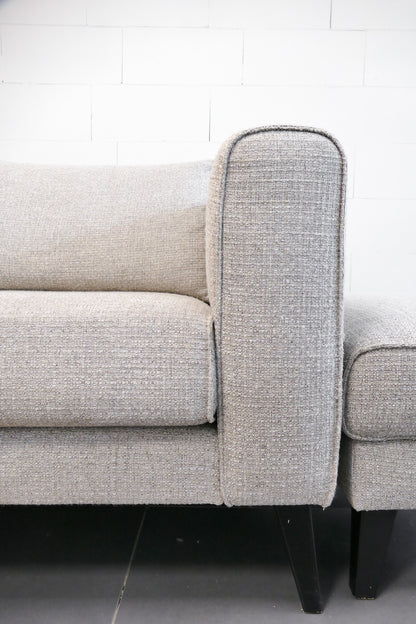 Refurbished Hoekbank Pronto met hocker beige