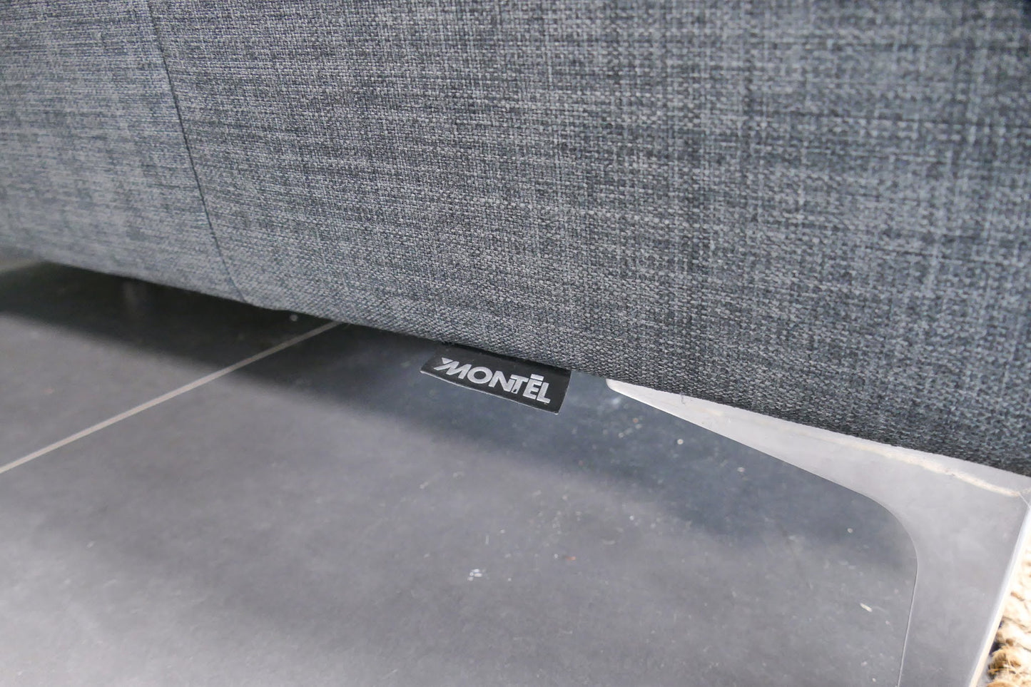 Refurbished Montel Hoekbank Moved Elektrisch verstelbaar