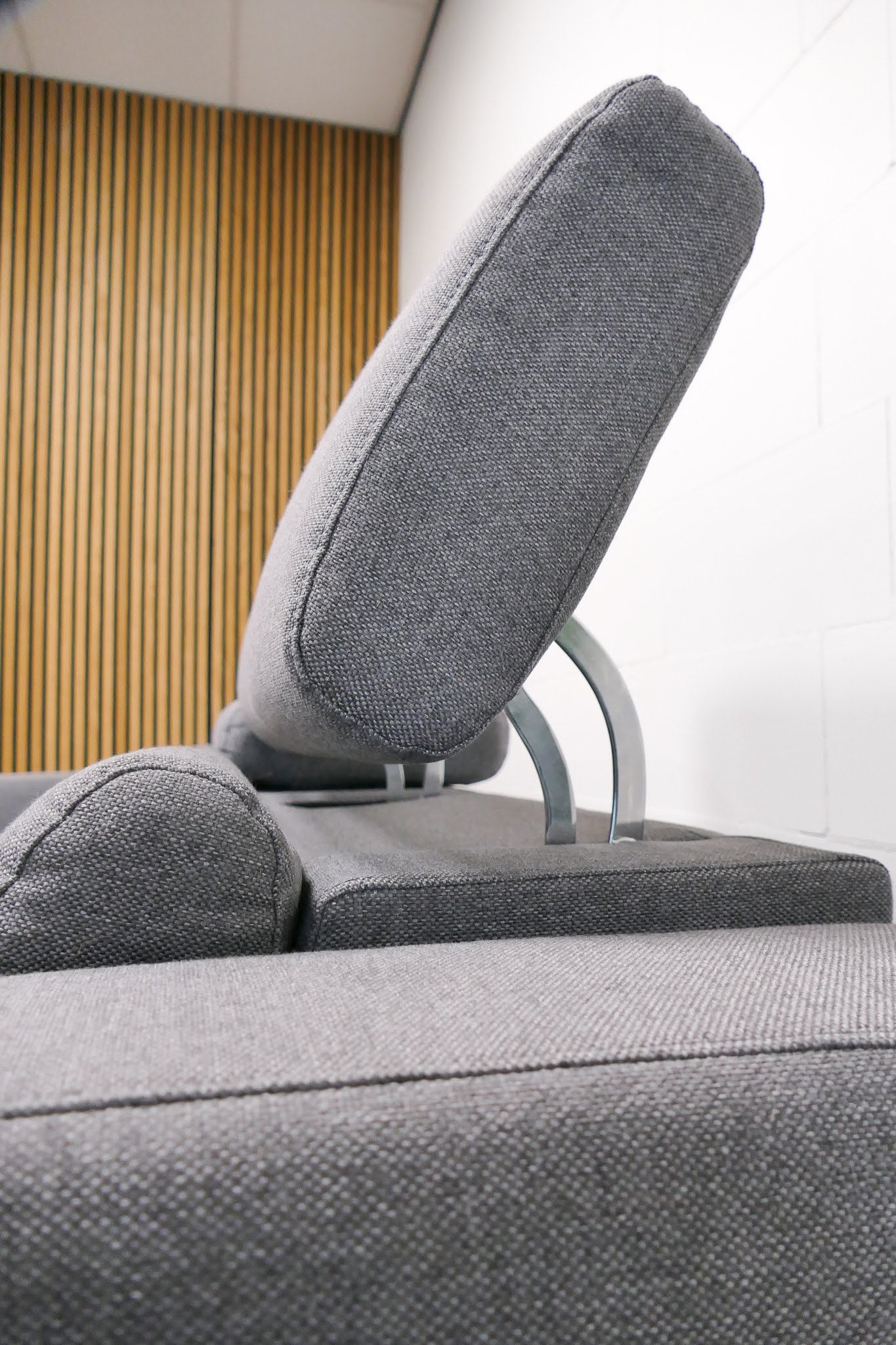 Refurbished Montel Chaise Longue Riva Grijs