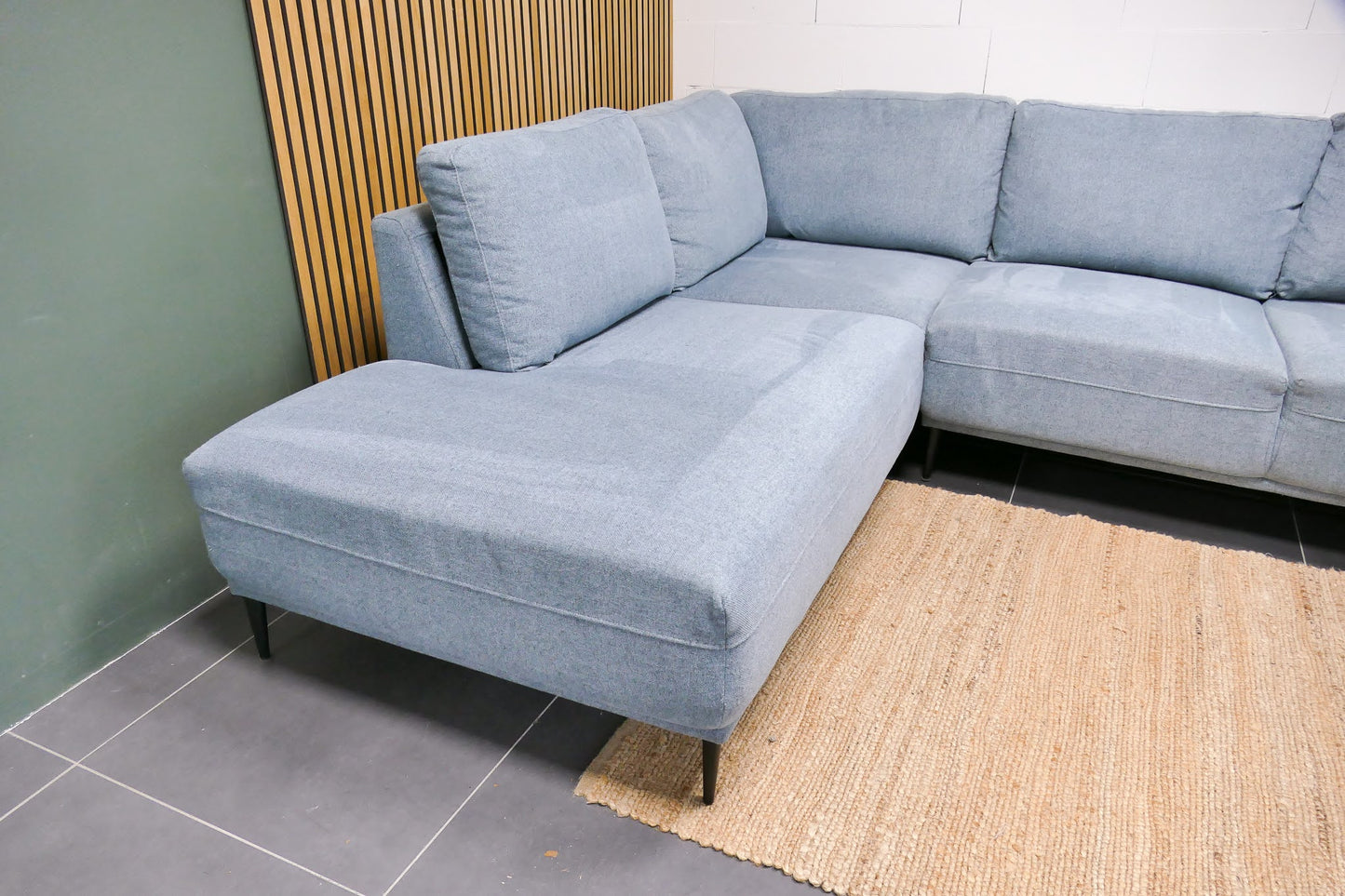 Refurbished De Bommel Hoekbank Lichtblauw
