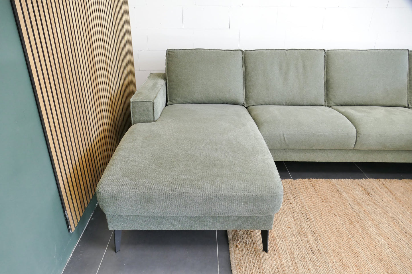 Refurbished Grote Haco U-bank Groen