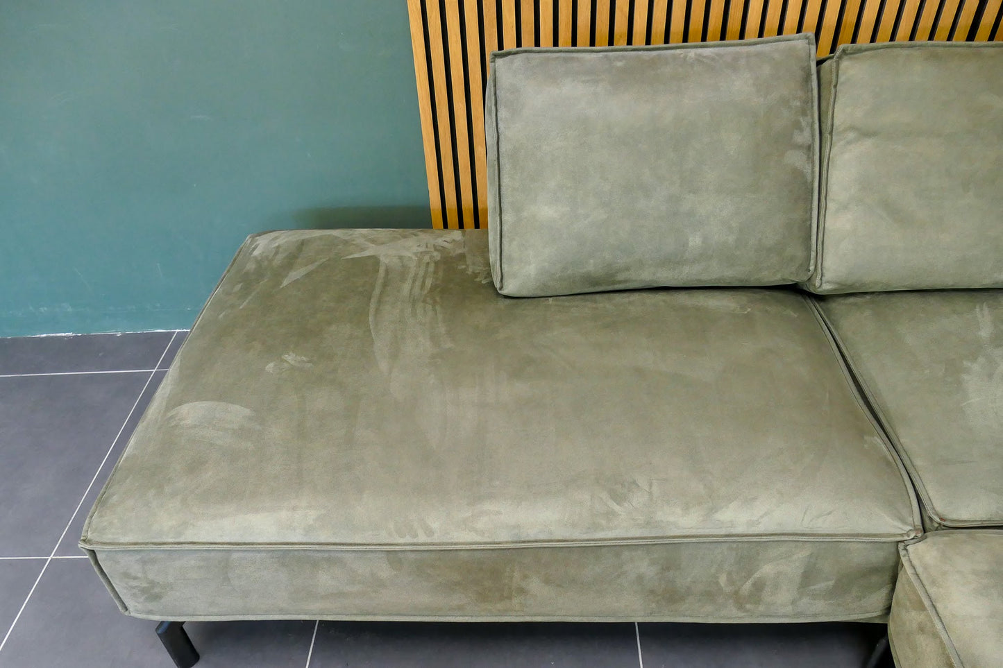 Refurbished Hoekbank Profijtmeubel Groen Microvezel