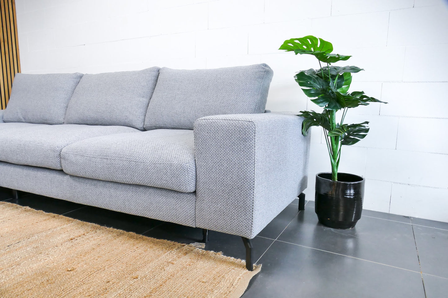 Refurbished Montel Chaise Longue monza lichtgrijs