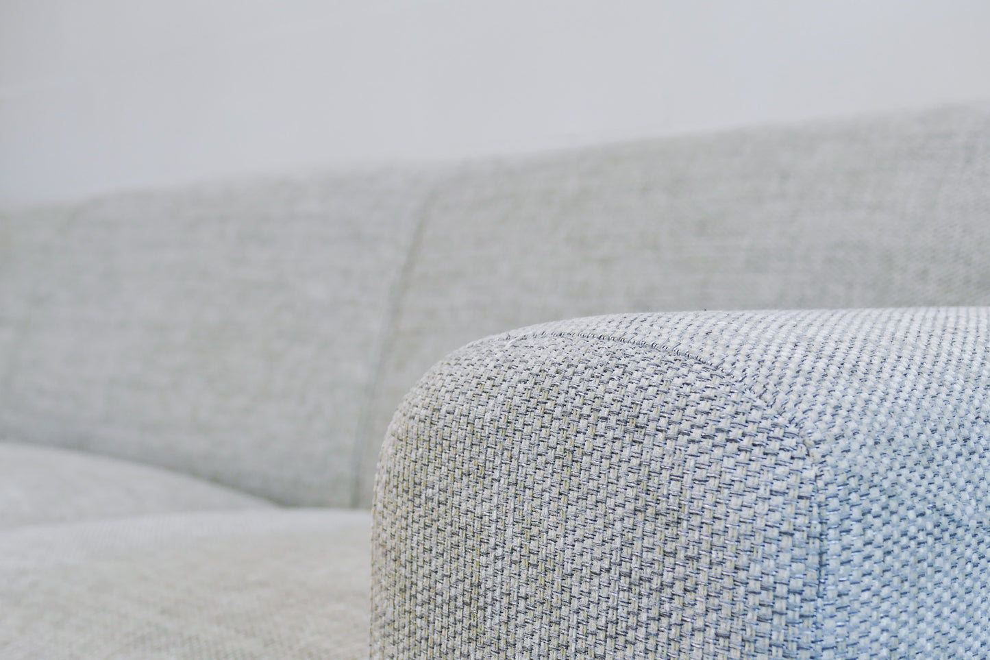 Refurbished Hoekbank Greige Grijs / Beige DFS met Hocker