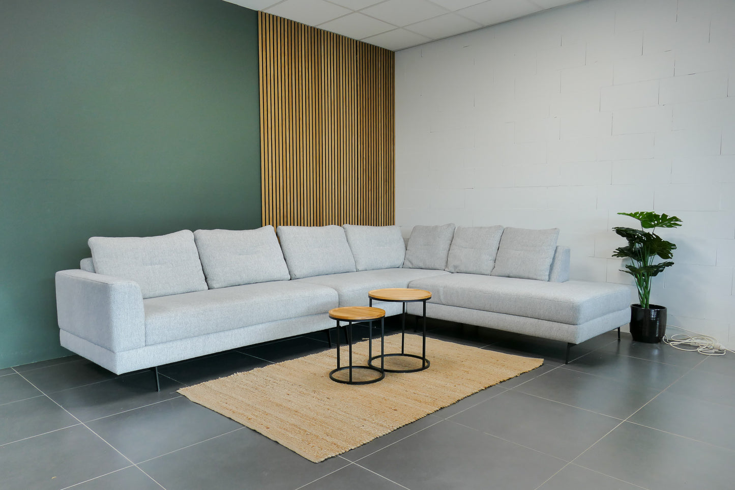 Refurbished Hoekbank Enzo Luca Lucado lichtgrijs