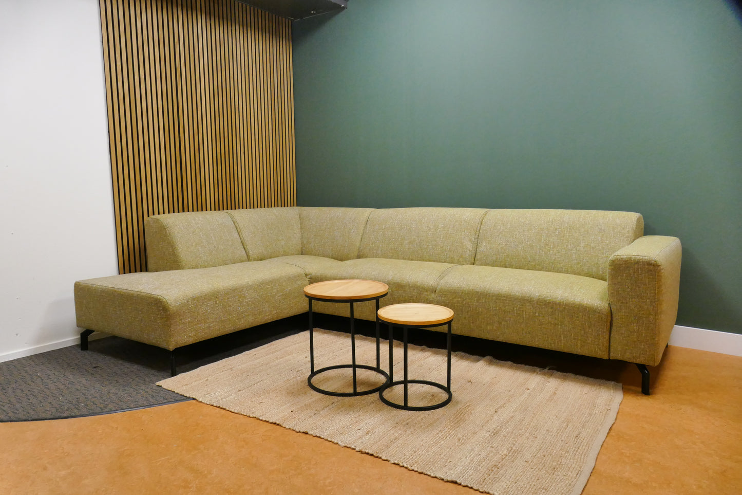 Refurbished Moderne Hoekbank Geel