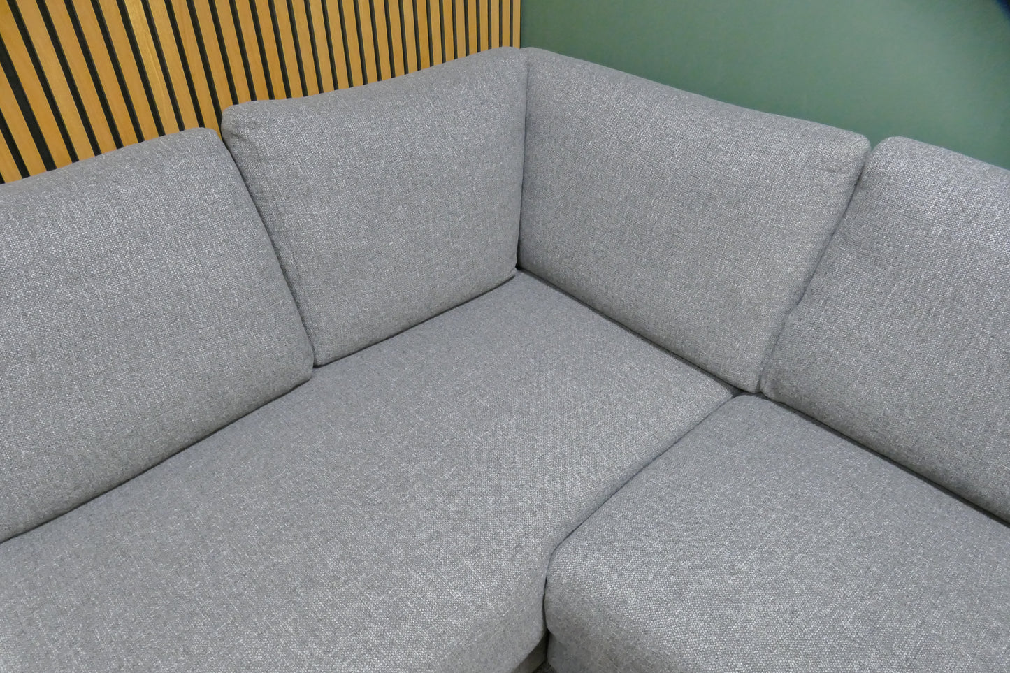 Refurbished Grote U Bank Pronto Florance Grijs