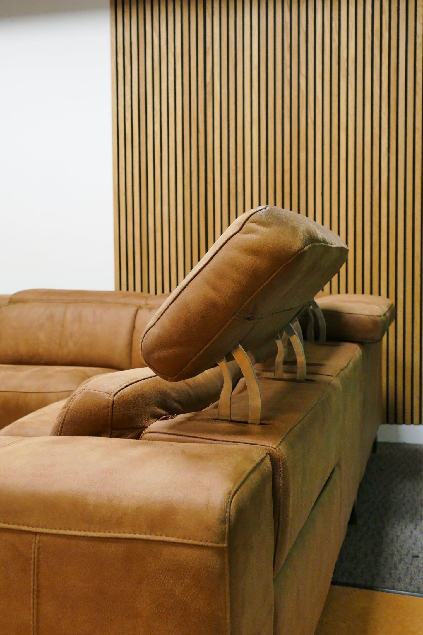 Refurbished Hoekbank Cognac Elektrisch Verstelbaar