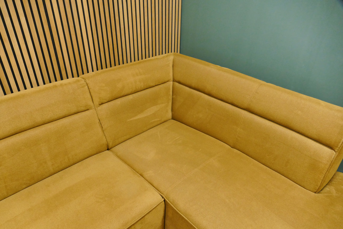 Refurbished Moderne Pronto Hoekbank Geel