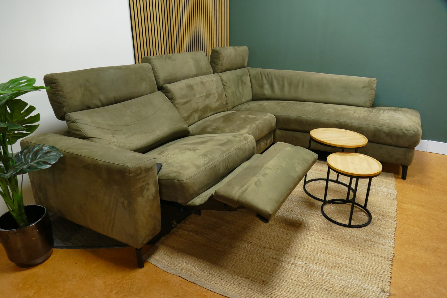 Refurbished hoekbank microvezel groen elektrisch