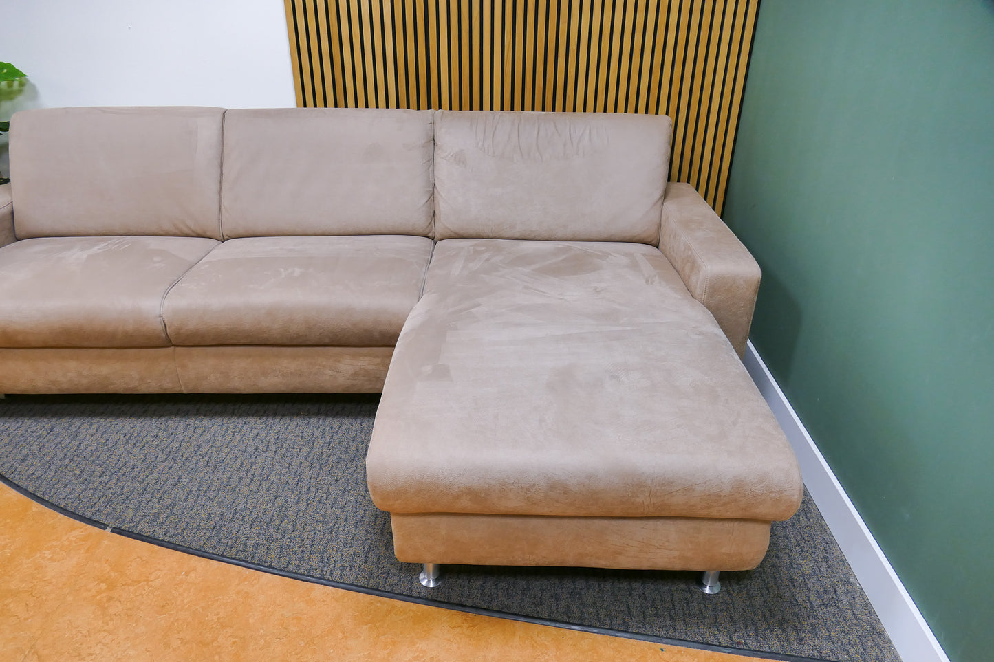 Refurbished Chaise Longue Bedbank Beige Microvezel