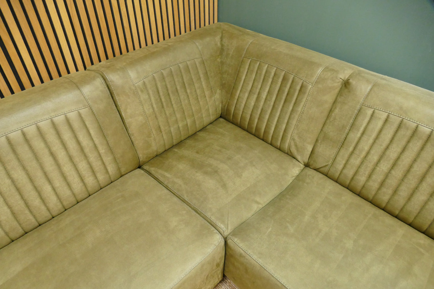 Refurbished Hoekbank Loods 5 Microvezel Groen