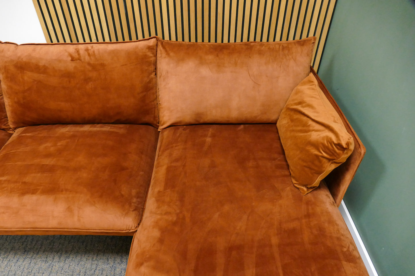 Refurbished Chaise Longue Red Velvet Fleximeubel