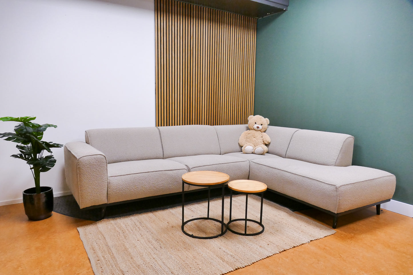 Refurbished hoekbank bouclé beige