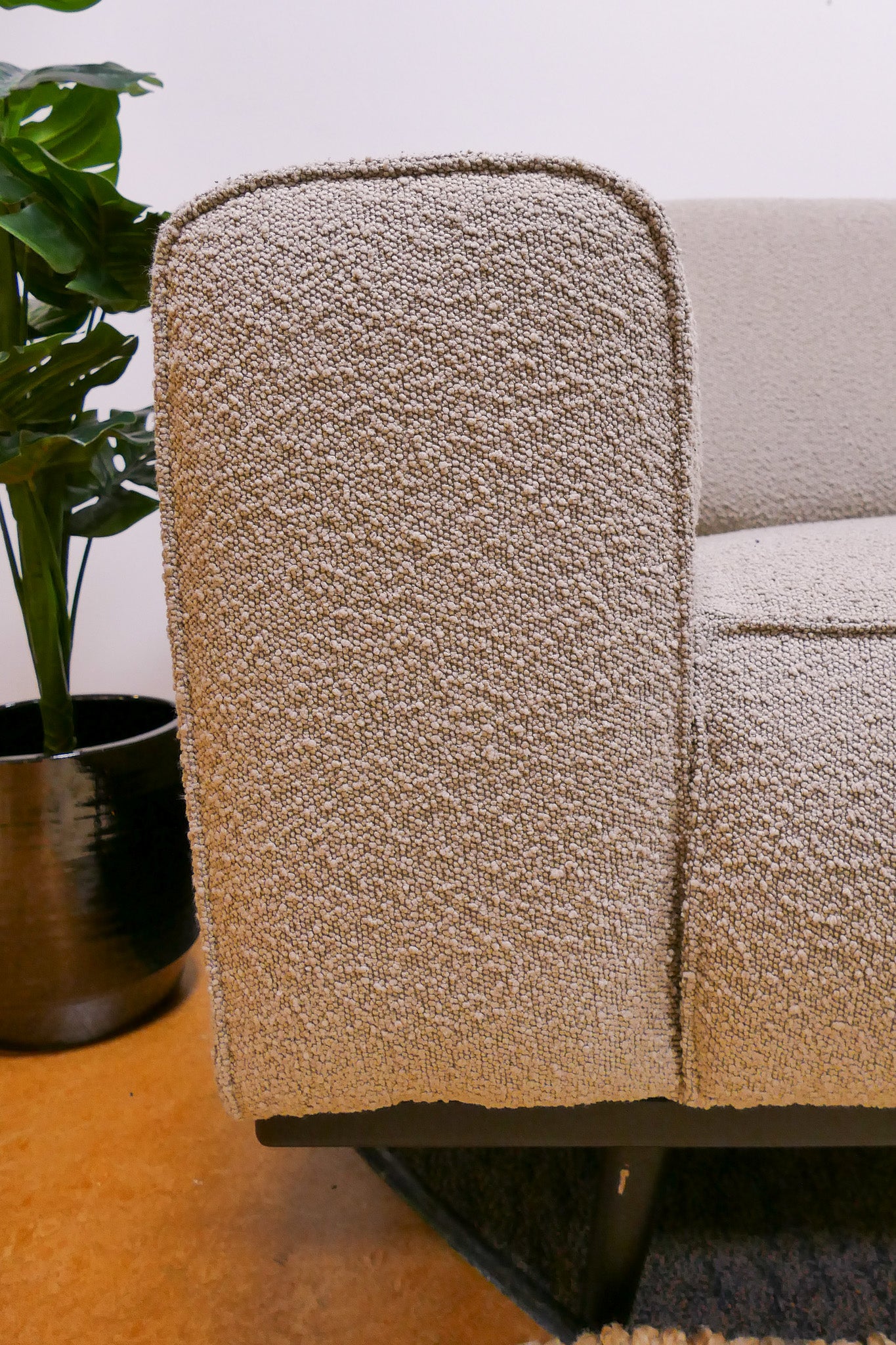Refurbished hoekbank bouclé beige