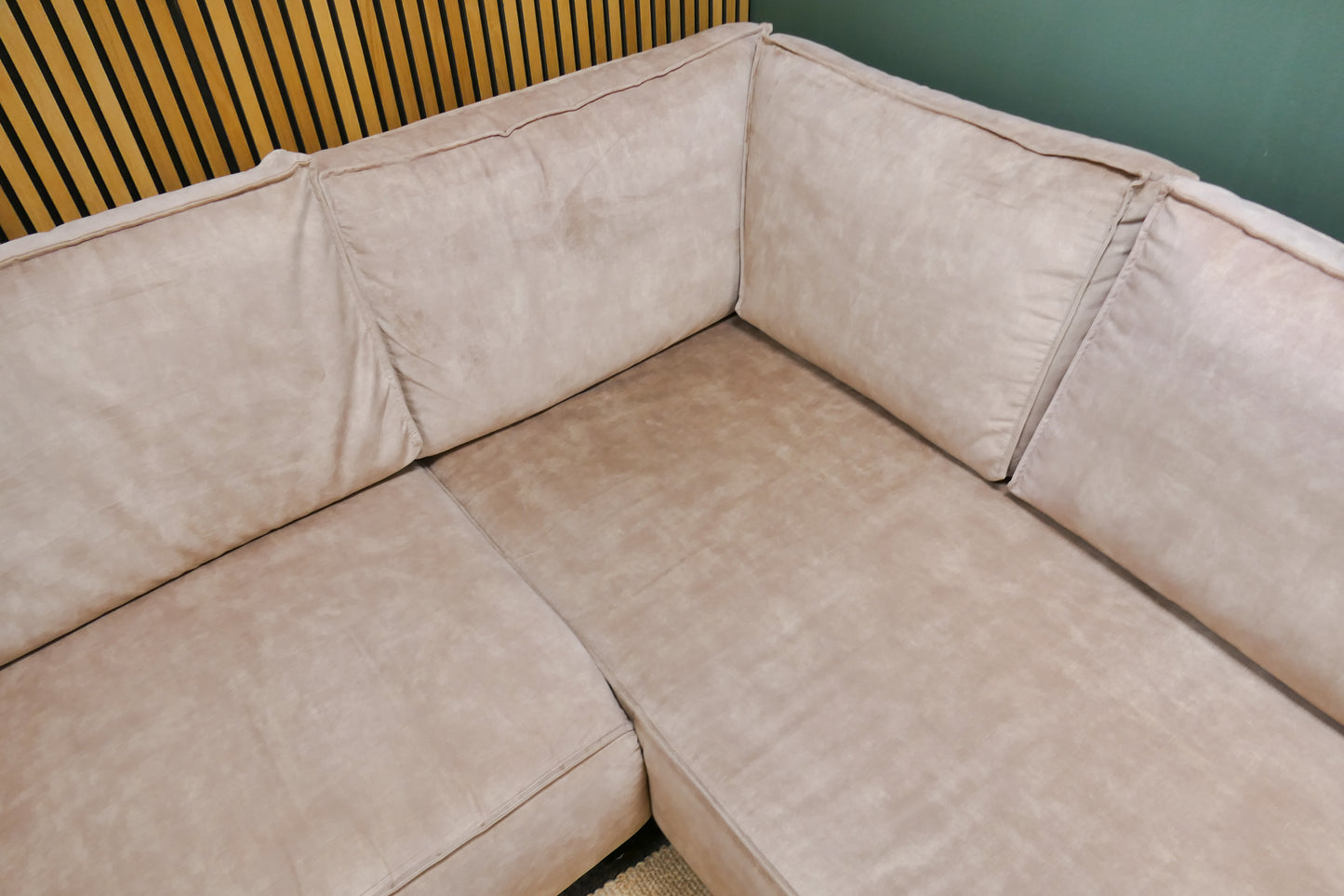 Refurbished Hoekbank Velvet Zandroze