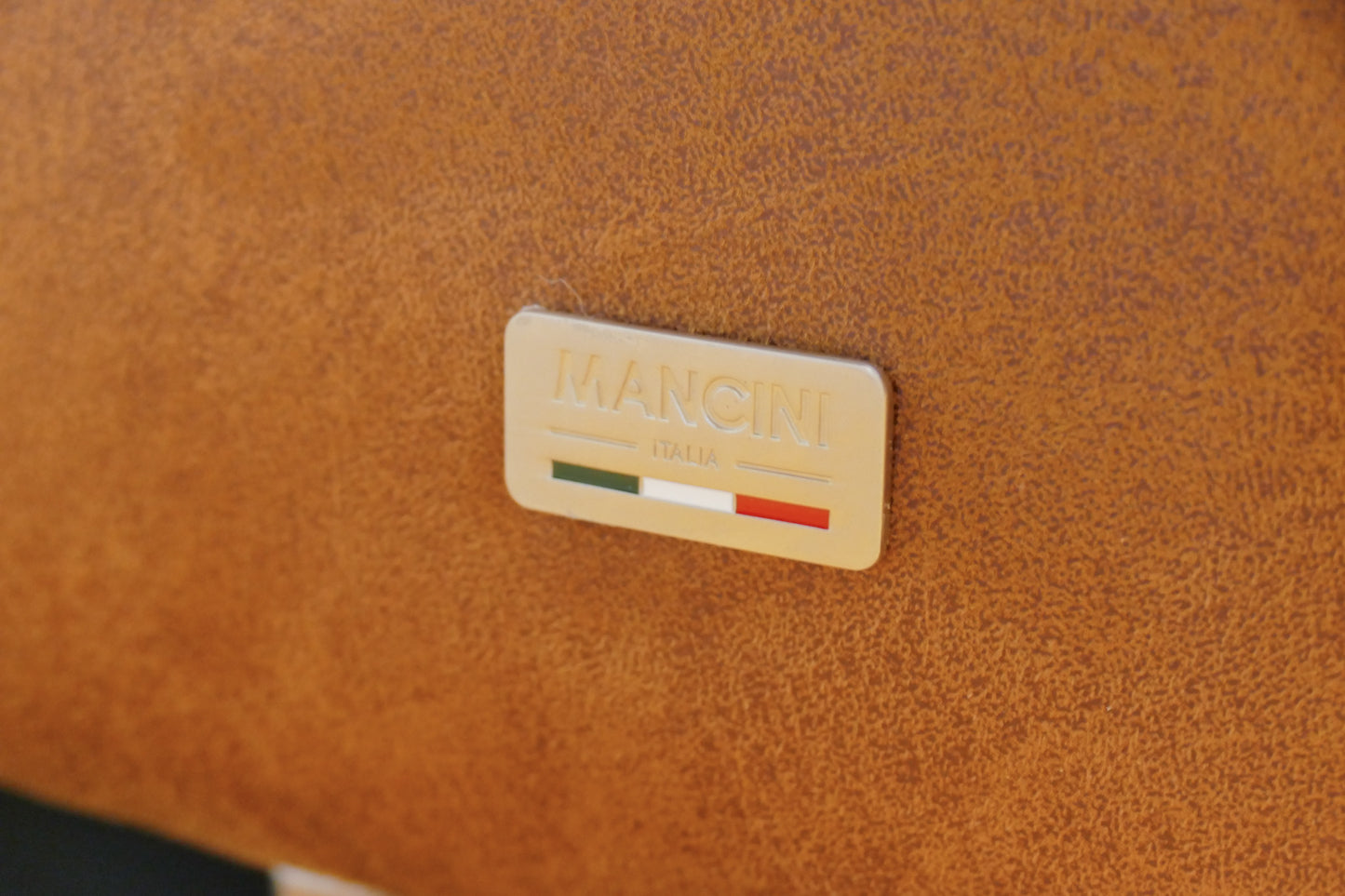 Refurbished 3-Zits Electrisch Mancini Vicenza Microvezel Cognac