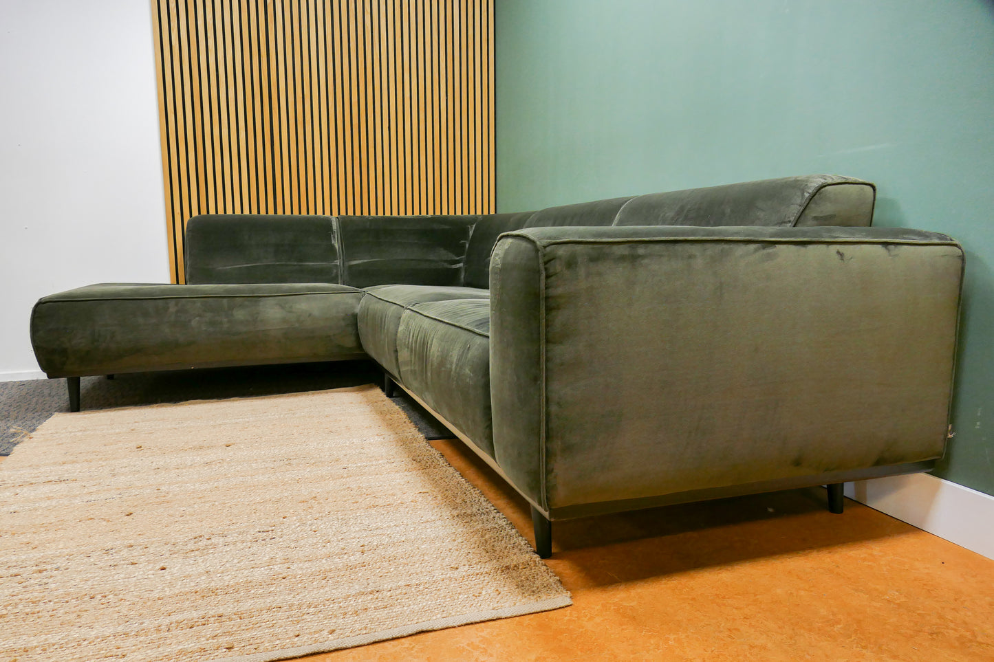 Refurbished Hoekbank BePurHome Velvet Groen