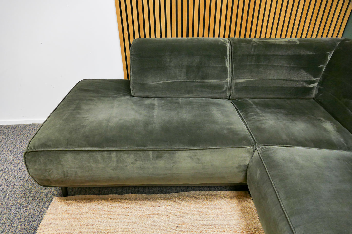 Refurbished Hoekbank BePurHome Velvet Groen